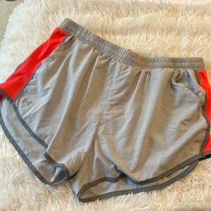 XL Under Armour leggings